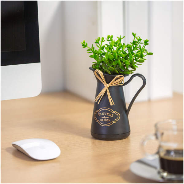 Afbeelding van Kunstplantendecoratie - in een kan - 11 x 18 cm - 2 soorten 1 Stuks [11828] - 01 11828 web