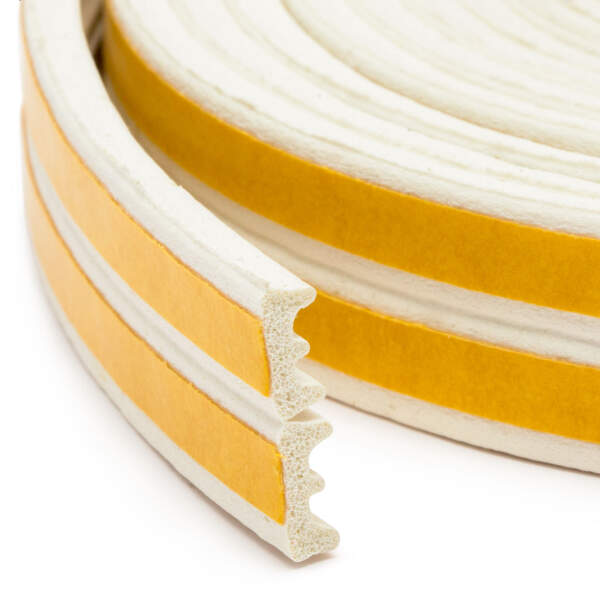 Afbeelding van Zelfklevende deur-/raamafdichting 1 Stuks [11598WH-100] - 02 11598WH 100 web