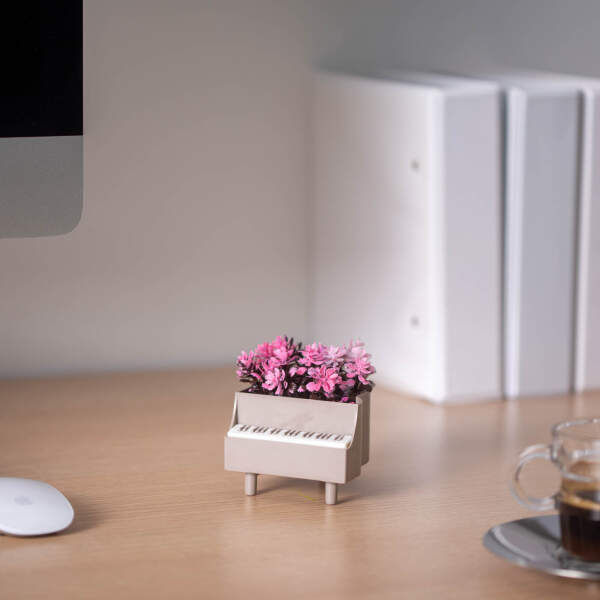 Afbeelding van Kunstplant decoratie - piano - 8 x 9 cm - 4 soorten 1 Stuks [11855] - 02 11855 web