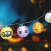 Afbeelding van Halloween lantaarn lichtsnoer - 7,5 x 110 cm - 2 x AA batterijen 1 Stuks [58155] - 02 58155 web