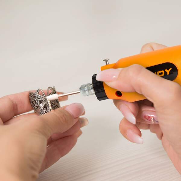 Afbeelding van Paneelboor-, slijp- en polijstset - 78-delig - 230 V 1 Stuks [10368] - 03 10368 web