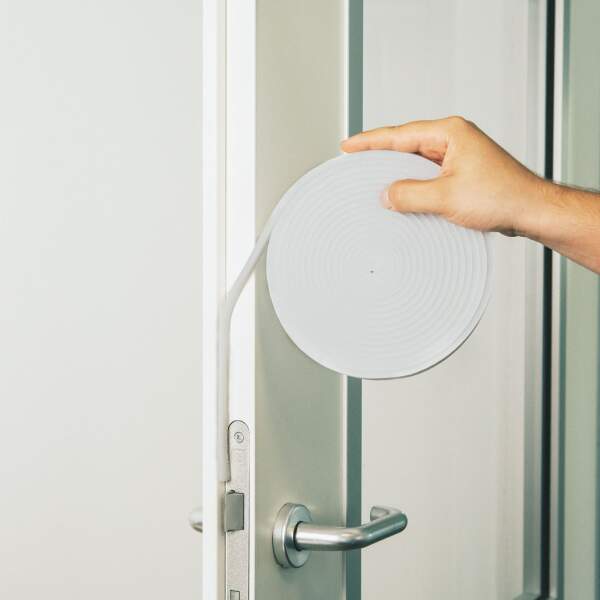 Afbeelding van Zelfklevende deur-raam isolatieschuimtape - 6 m - wit 10 mm 1 Stuks [11595WH] - 03 11595WH web