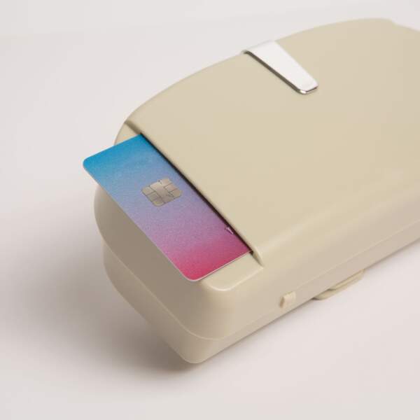Afbeelding van Autobrillendoos Organizer en kaarthouder - beige 1 Stuks [55685BE] - 03 55685BE web 1