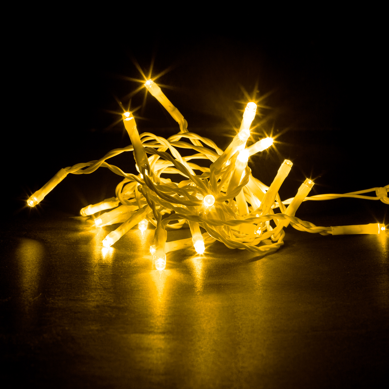 Afbeelding van Lichtgordijn – 300 warmwitte LED's – 3 x 3 m – 230V – met afstandsbediening 1