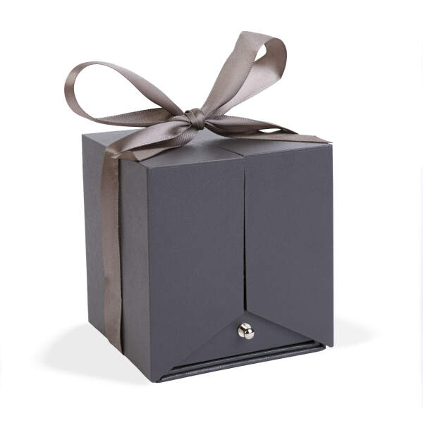 Afbeelding van Eeuwige roos in een geschenkdoos die open kan met een ketting - 10,2 x 9,8 x 11 cm - zwart 1 Stuks [DA01201]