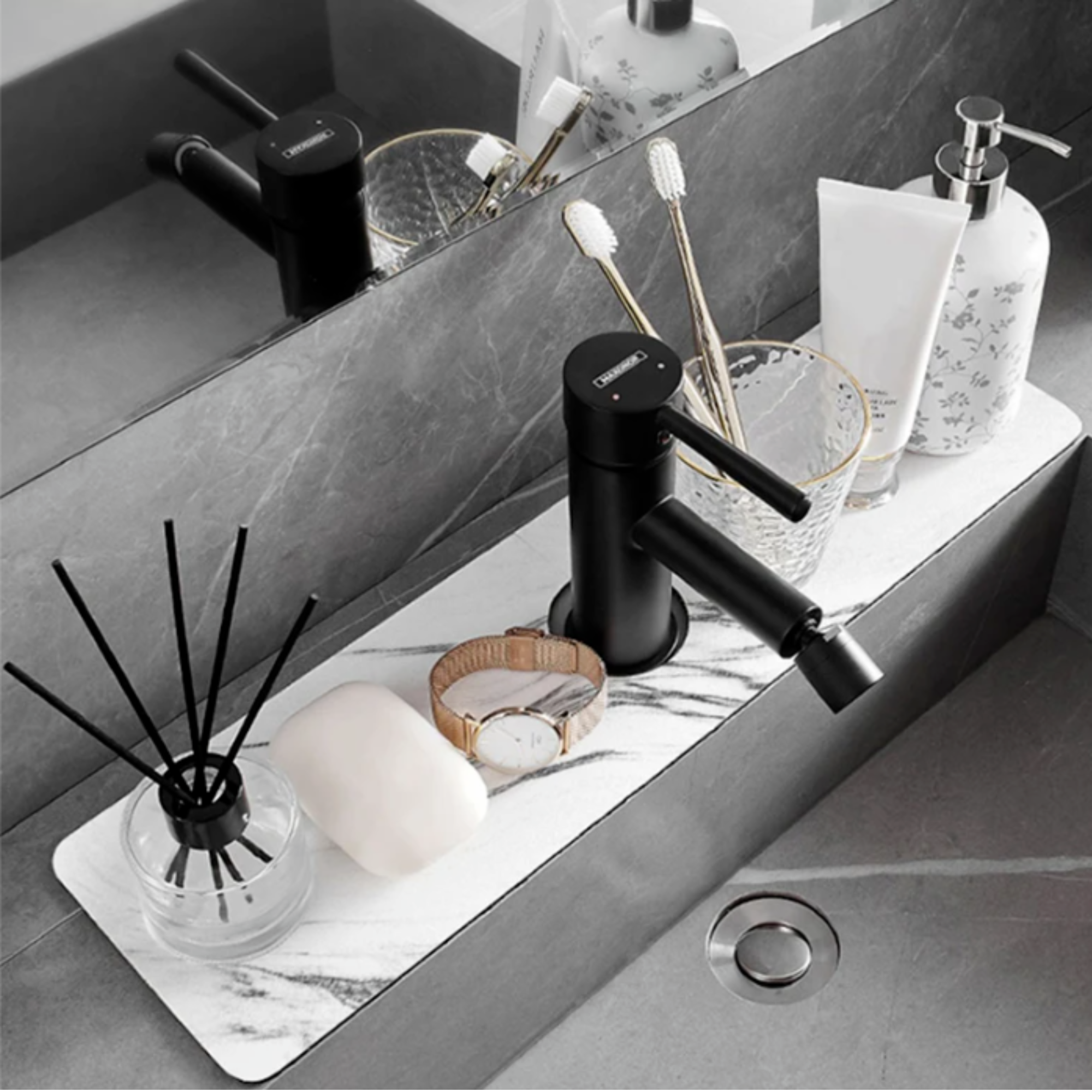 Afbeelding van HSXL - Diatomiet Mat voor Kraan - Gootsteen - Droogmat - Afdruip - Keuken - Kraanmat - Antislip - 38x10CM -