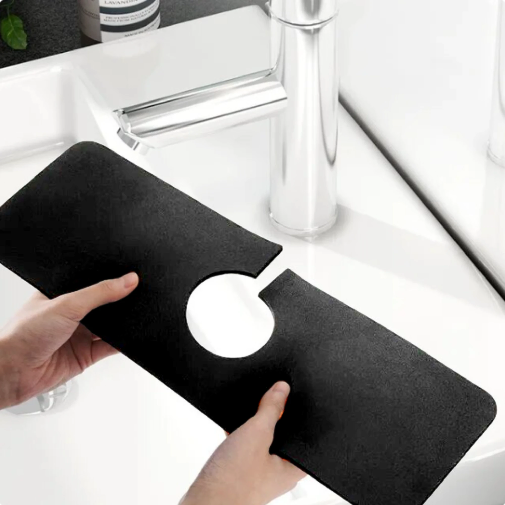 Afbeelding van HSXL - Diatomiet Mat voor Kraan - Gootsteen - Droogmat - Afdruip - Keuken - Kraanmat - Antislip - 38x10CM -