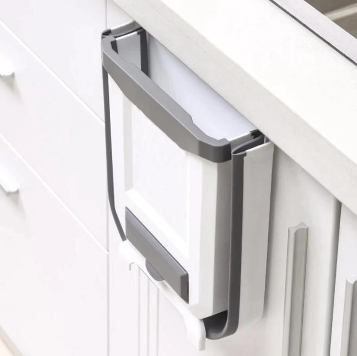 Afbeelding van Inbouw Prullenbak Hangend voor Keukenkast - Opvouwbaar - Hangende Prullebak voor Auto of Kastdeur - Wit -