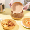 Afbeelding van Bewello Airfryer Bakpapier Rond - 20 cm - Air Fryer Bakpapier XL - Airfryer Wegwerpbakjes - 50 stuks - 748c