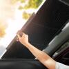 Afbeelding van Zonnescherm Auto - Zonwering - Voorruit - UV Protectie - Oprolbaar - Rolgordijn - Budgetline - 92ba 6341 4cd7