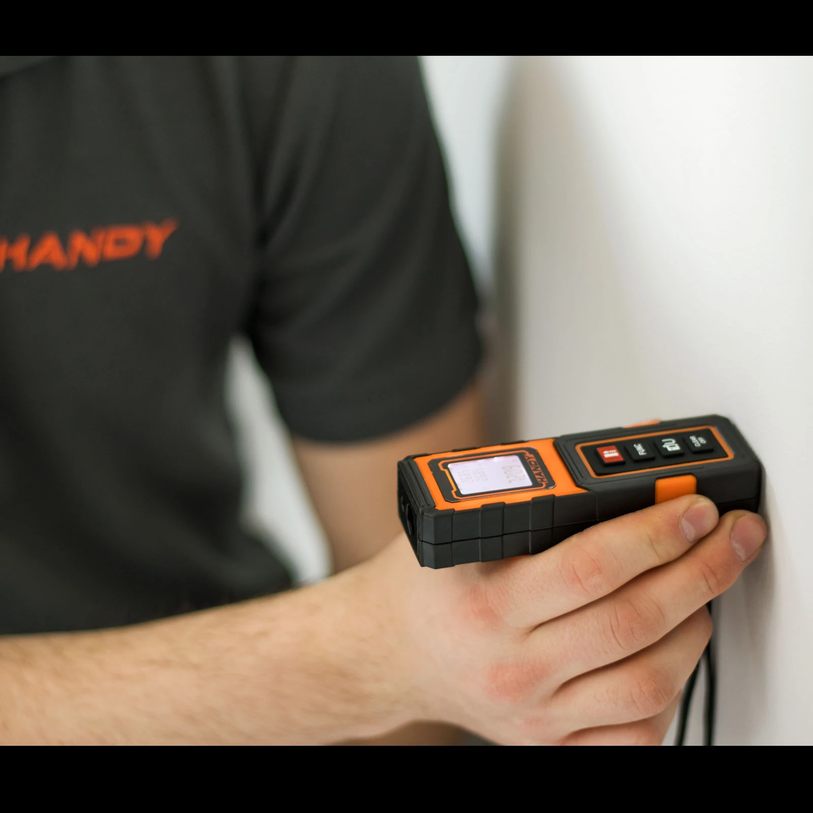 Afbeelding van HANDY - Professionele Digitale Afstandsmeter met Laser - In opberghoes - 20M - d10f 0c9b 4efc b9ca