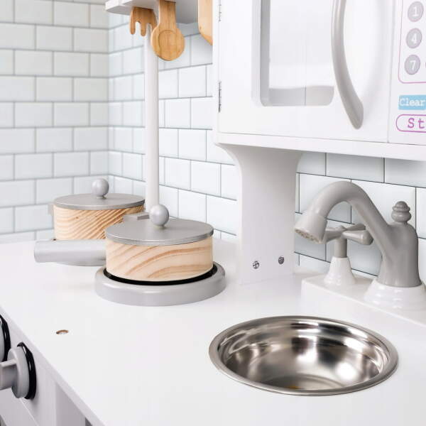 Afbeelding van Houten Keuken Speelgoed - Speelkeuken - Kinderkeuken - Speelkeukentje Inclusief Keukengerei - 85x30x60 cm -