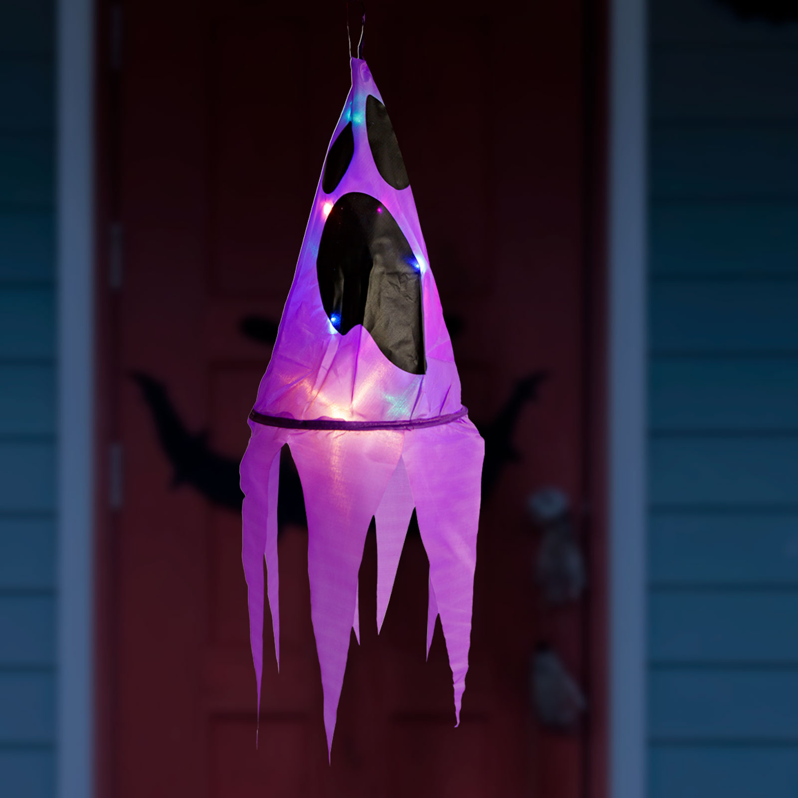 Afbeelding van Halloween verlichtingsdecoratie - spook - paars - 10 kleuren LED's - ophangbaar - 2 x 2032 - 75x20 cm 1