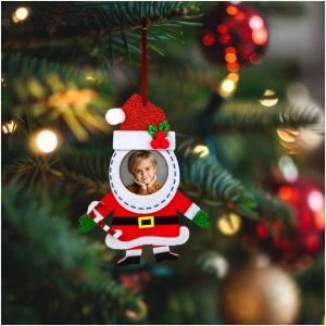 Afbeelding van Kerstdecoratie - vilt - met bel - ophangbaar - 13 x 17 cm - 3 soorten 1 Stuks [59730] - 01 59730 web