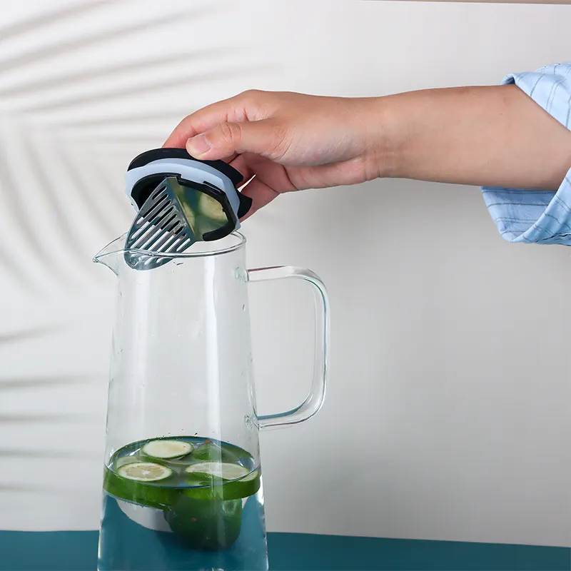 Afbeelding van Waterkaraf 1.4L - Waterkan met Deksel En Filter - Glas - Zwart - Glazen Karaf 1,4 Liter - Multifunctionele