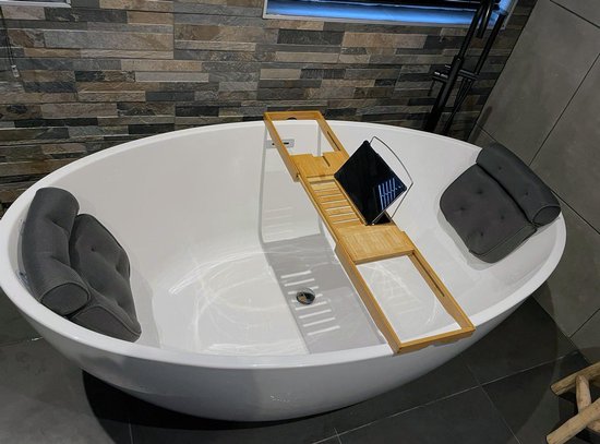 Afbeelding van Luxe Home Spa Badkussen met zuignappen - Extra zacht - Voor Nek en Rug - Kussen voor in Bad - Antislip -