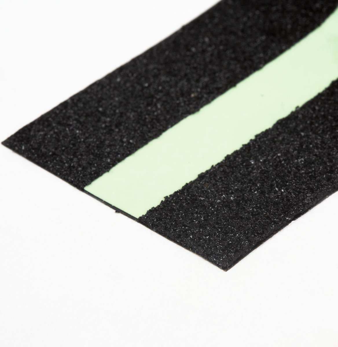 Afbeelding van Anti Slip Strip Tape Zelfklevend (Lichtgevend) - 5M x 5 CM - Antislip Tape voor Trap, Vloer, Drempel -