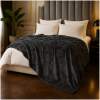 Afbeelding van Zachte OEKO-TEX Fleece Bedsprei 200×220 cm – Donkergrijs – Luxe Microvezel Plaid met Reliëf