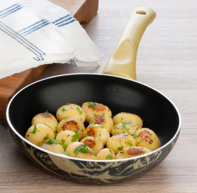 Afbeelding van Koekenpannenset - Koekenpannen Ø20, 24, 28cm - Eco Friendly Pannenset - Koekenpan - Goud / Zwart /