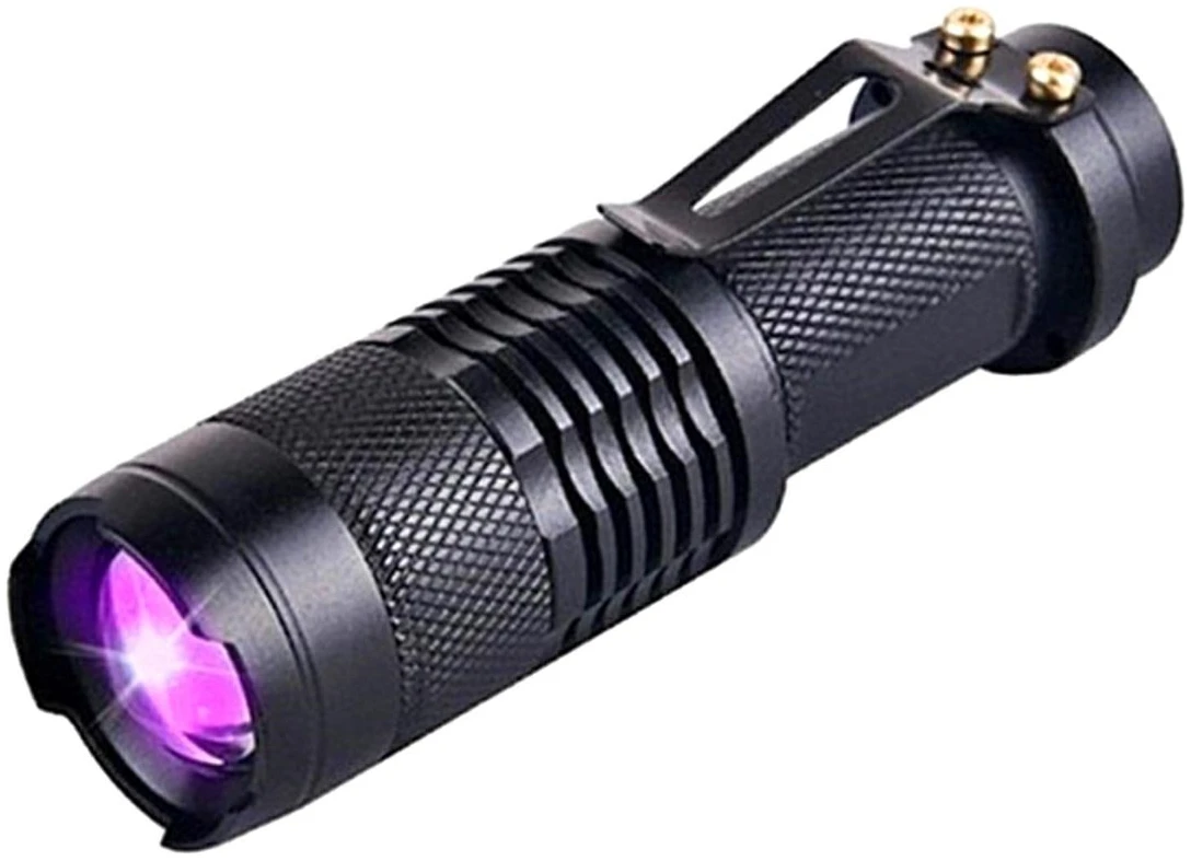 Afbeelding van UV Zaklamp met Oplader en Batterij en Opbergcase - IPX4 Waterdicht - 5W - ZOOM Functie - Geld Tester - Sporen