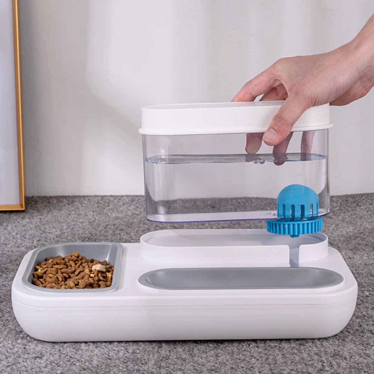 Afbeelding van Automatische Waterbak voor Kat of Hond - Zonder batterijen! - Voerbak en Drinkbak in 1 - b436 363e 4b90 9eae