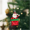 Afbeelding van Kerstboomdecoratie Kerstman Kerstbal– Hangende kerstornament van kunststof – Kerstman in schoorsteen 1