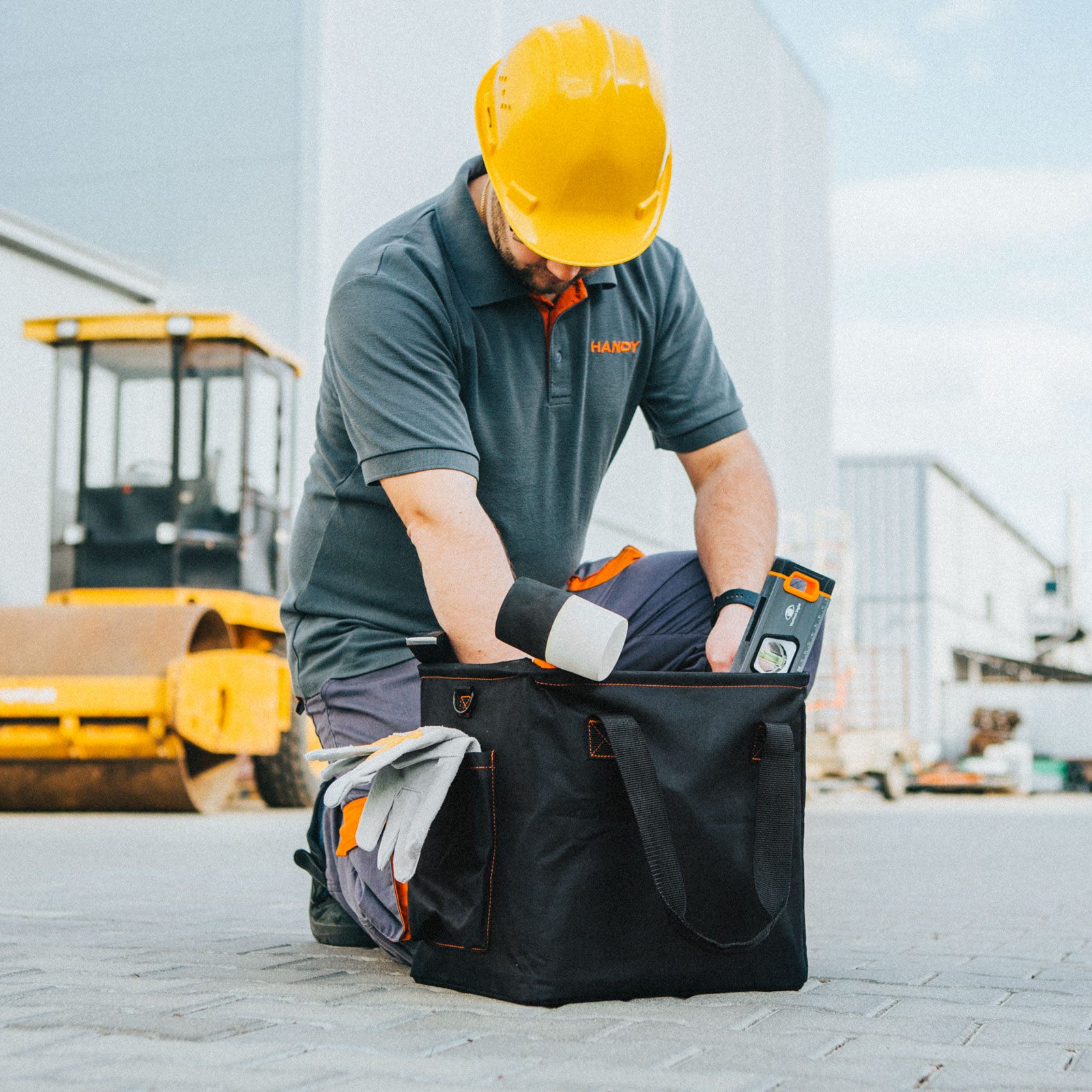 Afbeelding van Opvouwbare Gereedschapstas met Metalen Frame - Softwall - 35 x 27 x 34 cm - Zwart/Oranje - 25 kg Draagkracht