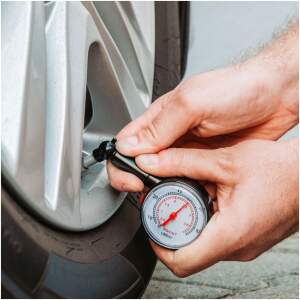 Afbeelding van Analoog bandenspanningsmeter - drukmeter, bandencontrole, compact, geschikt voor de meeste auto's,