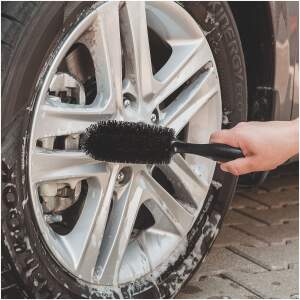 Afbeelding van Velgen Reinigings Borstel - buigbaar - 270 mm 1 Stuks [55689] - e796 fc27 4176 8bdc a4a50e902c9f