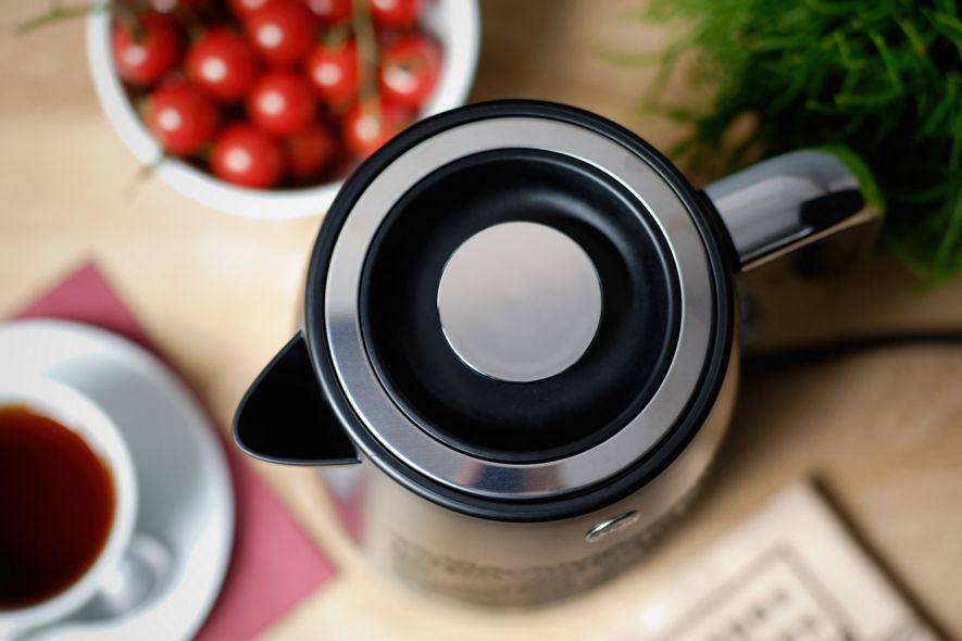 Afbeelding van Moderne Zwarte Waterkoker 1.7L - BPA-Vrij - Zilver / Zwart - Model 2024 - C295C - 1.7 Liter - f5c5 67d2 4cb0