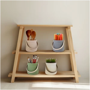 Afbeelding van Decoratiemand Met Handvat – 11 X 18 Cm – Kunststof – 4 Kleuren ( willekeurig 1 stuk )– Voor Planten