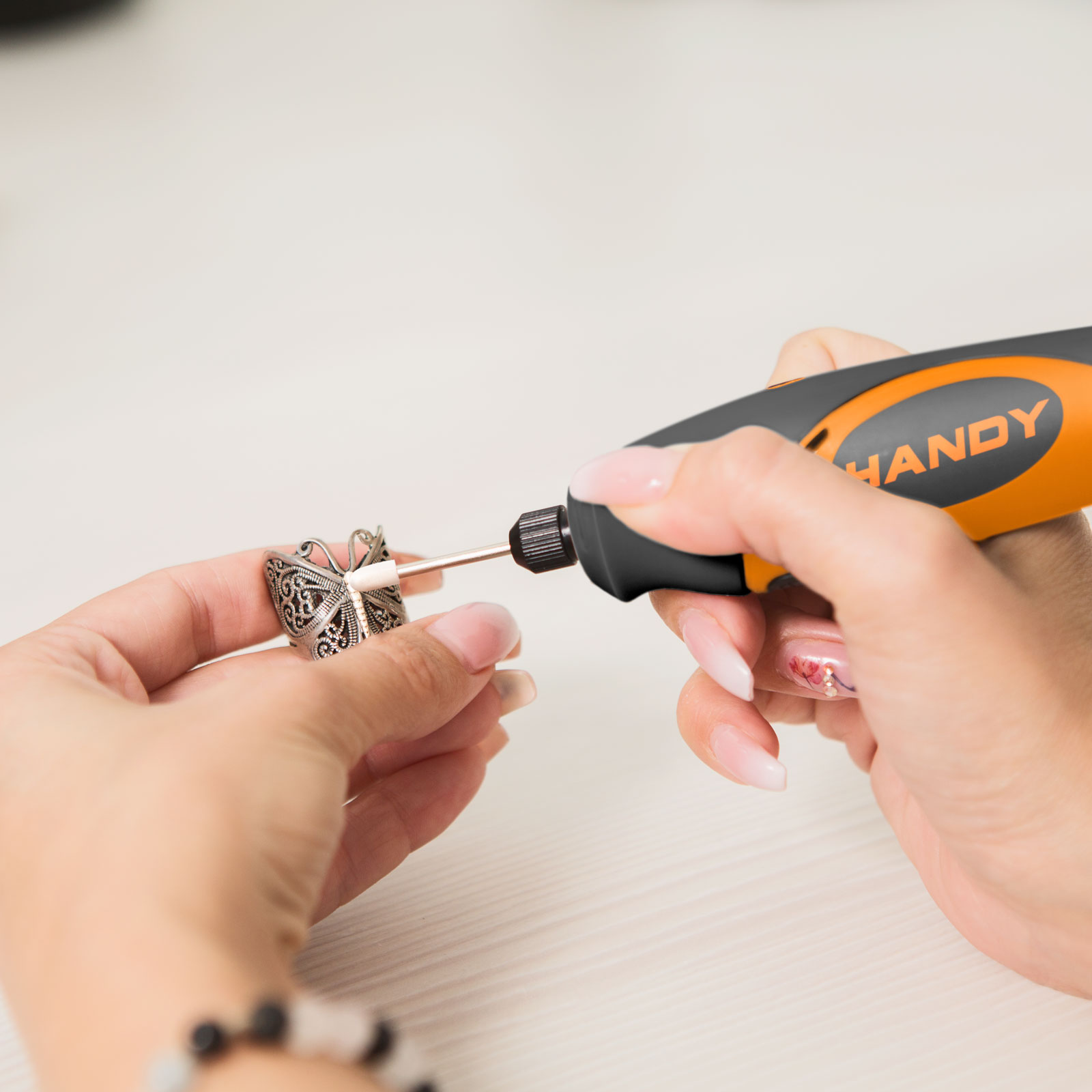 Afbeelding van Handy Midi Drill Hobby Boor En Graveermachine 18 V – Compact En Lichtgewicht – Geschikt Voor Boren,